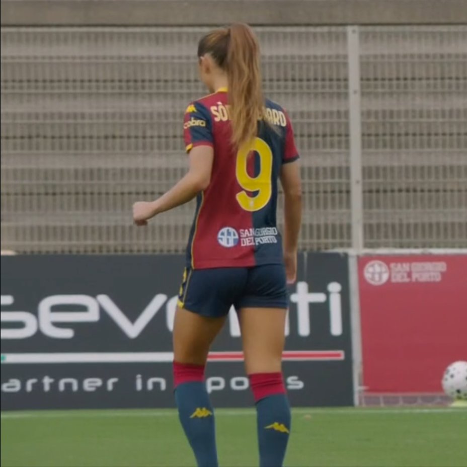 BrightsideM's tweet image. Se me juntaron las novias goleadoras en el Calcio Serie A. Polli 🇮🇹, Sondengaard 🇸🇪, Floe 🇩🇰, Georgsdottir 🇮🇸.
#SerieA #BrightsideGirls #Milano