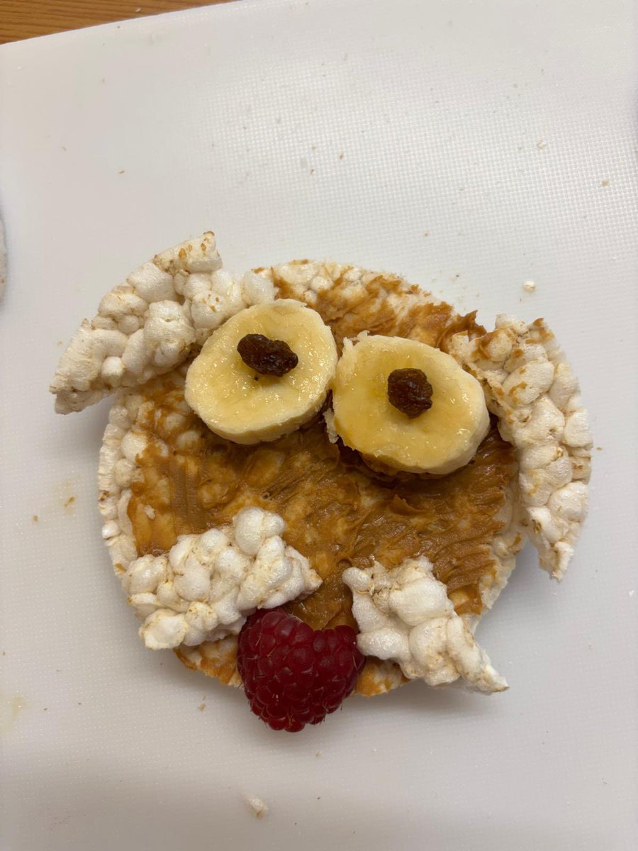 DurlstonMiddle's tweet photo. #DurlstonYr3 are loving Pugs of the Frozen North βοΈπΎ
Pug-themed food creations + happy smiles = a great day of learning π
#DurlstonCreate
#DurlstonFamily https://t.co/nzxS4llZF9