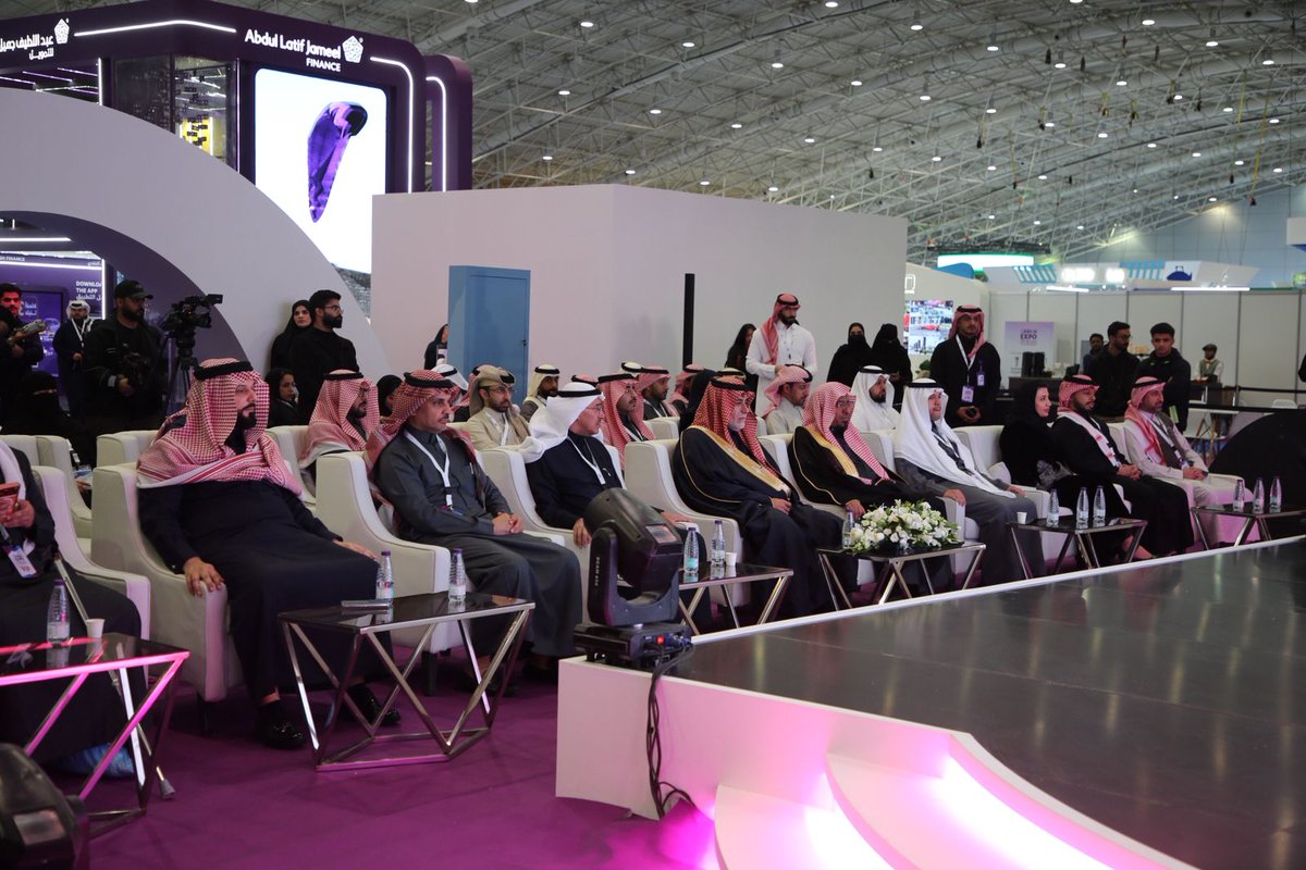 مرنة للتمويل tweet media