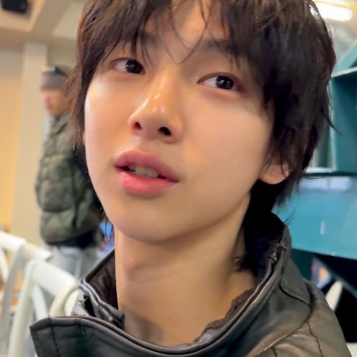 jjuhoouism's tweet image. “konoya can we go..”                      “aniani.”
“konoya can we buy..”
“konoya can we visit..”
“konoya can we eat..”              (still does it)