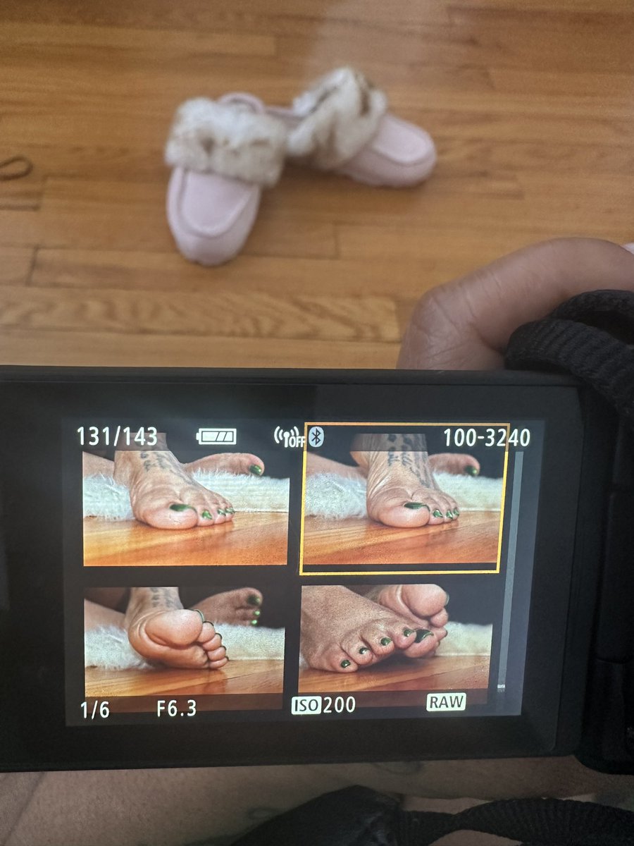 HennessyDripz's tweet photo. Playin wit the camera. The green chrome was really a way to start the year!!! #feet #feetworshi̇p #feetfetısh https://t.co/iNkwAXOOCb