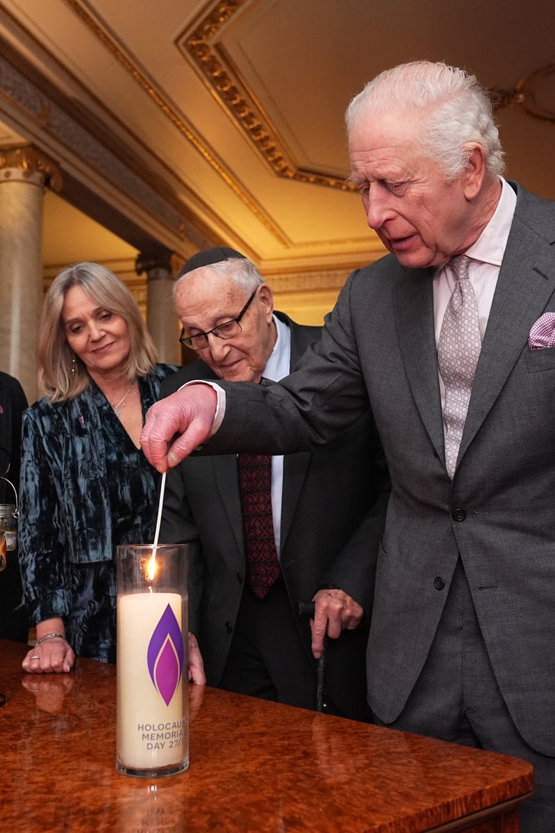 Let us never forget those killed in the Holocaust 🙏🏼