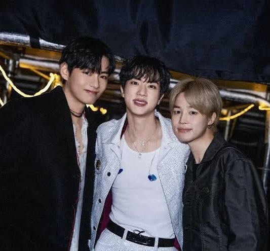 ladyelocin's tweet photo. ao3's (all-time)

top 5 alphas                   top 5 omegas https://t.co/E22TTnuQpw