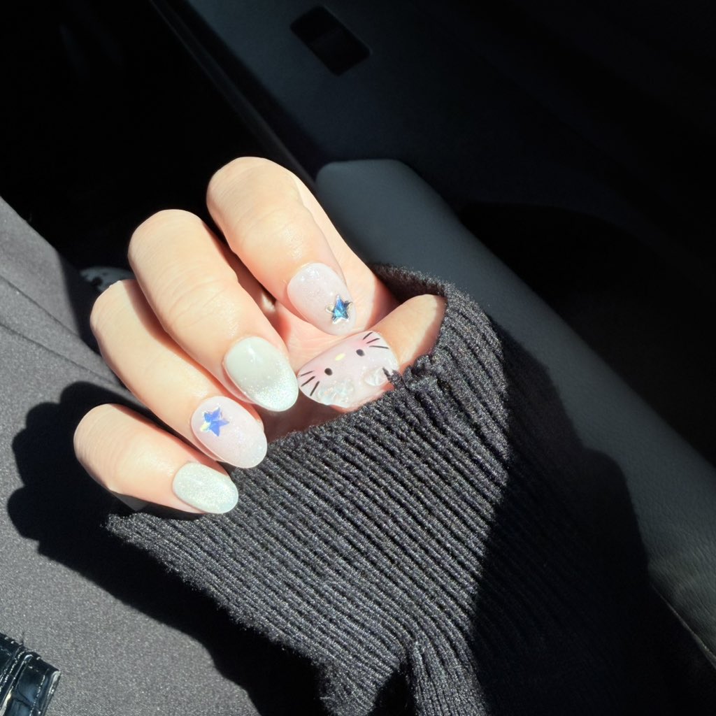 𐙚⋆°.⋆♡

 #luna_nailie