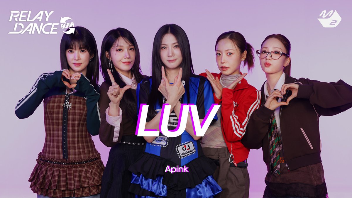 M2MPD's tweet image. 판다들 기억하나요 우리 함께했던 시간💕 오늘은 잠시 2026년의 LOVE ME MORE에서 2014년의 LUV로 돌아갈 시간🥹 #릴레이댄스어게인 #에이핑크 #LUV #Apink @Apink_2011 #RelayDanceAgain

▶ youtu.be/oNUSji2TWok
