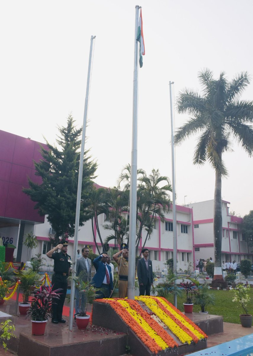 OrdnancePro's tweet photo. 77th Republic Day celebrated at Ordnance Factory Dehuroad with great pride and patriotism in the esteemed presence of CGM/OFDR, Officers, Employees , Unions &amp; Associations. @IndiaMunitions @SpokespersonMoD https://t.co/H7Gu0uAYbV