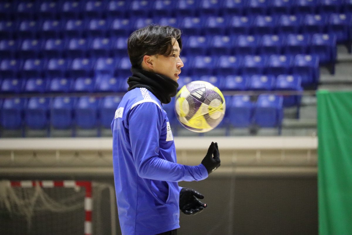 reinmeer_aomori's tweet photo. ┊︎ 𝟏/𝟐𝟕 𝐓𝐫𝐚𝐢𝐧𝐢𝐧𝐠 𝐏𝐡𝐨𝐭𝐨 ┊︎

#髙木輝之 #松本拓海 
#朴勇志 #木場拓実

Instagramも更新中🆙✨
https://t.co/8X4ik0cnaL…

#ラインメール青森 https://t.co/aA0SACBE7o