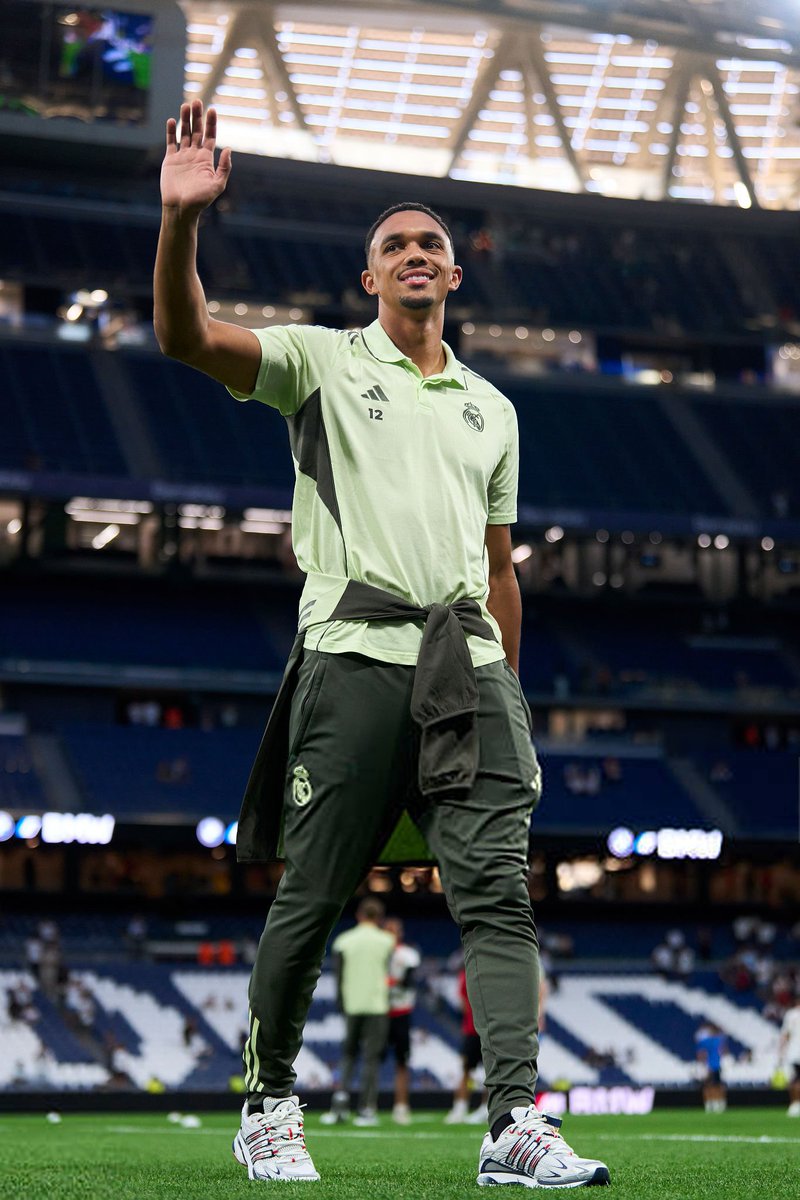 roxyrashed3's tweet image. Trent aims to be BACK vs Rayo Vallecano. 
He completed a part of the team training and feels very positive.....