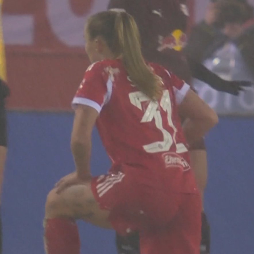 BrightsideM's tweet image. GEORGIA STANWAY 🔝 #Bayern #Bundesliga #BrightsideGirls