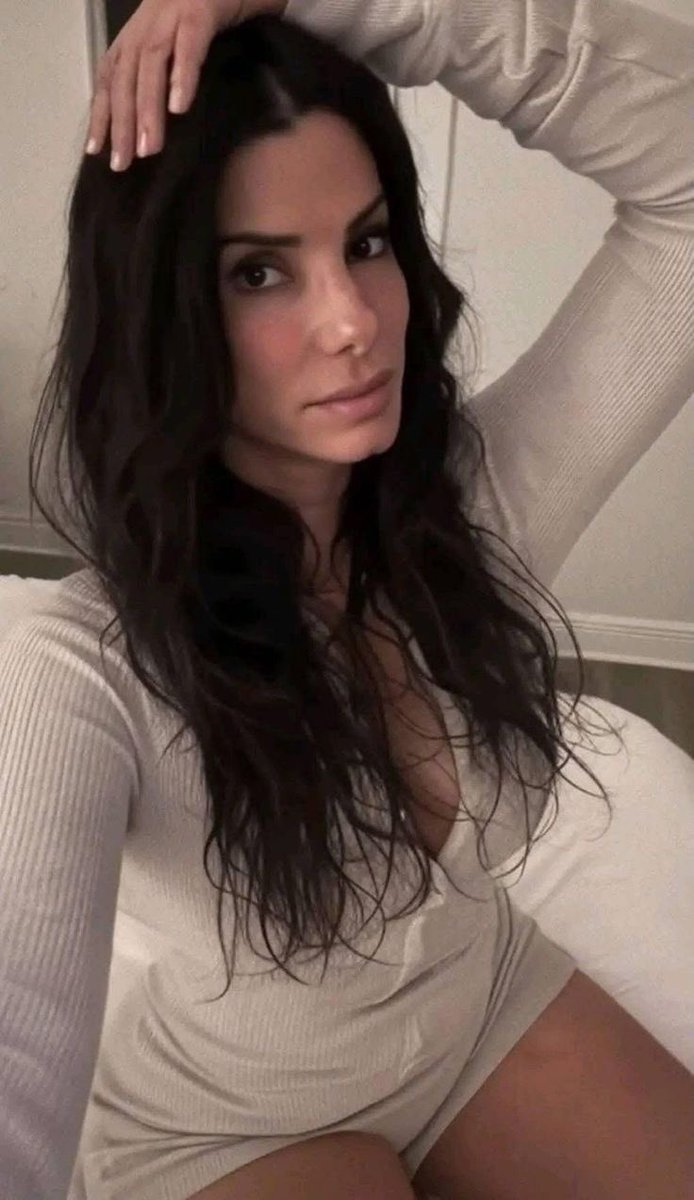 Sandra Bullock Page tweet media