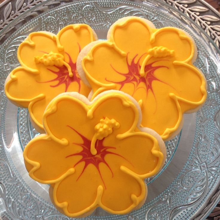 flower shaped cookies