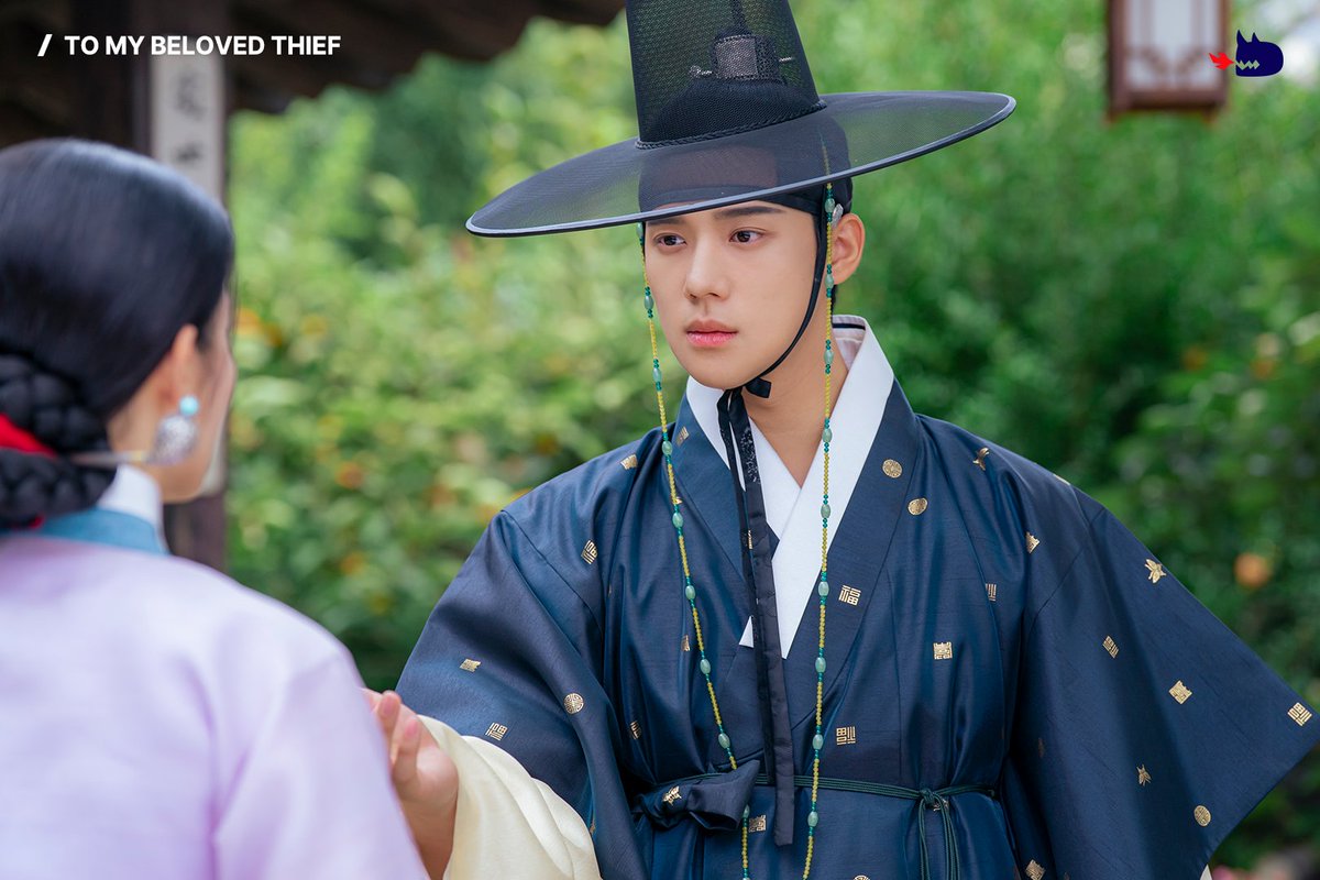studiodragonKR's tweet image. From a heartfelt proposal romance to boundary-breaking womance and intense bromance!
New episodes of #ToMyBelovedThief drop every weekend on #Viki💜