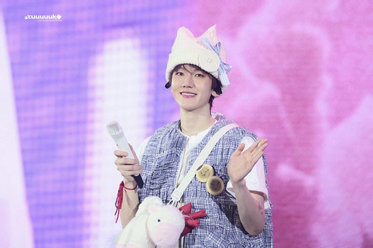 baekcccyyy's tweet photo. 20260103 'Reverie [dot]' 🍼

#백현 #BAEKHYUN #ベッキョン #伯贤 
@B_hundred_Hyun https://t.co/ebzNzPgCk1