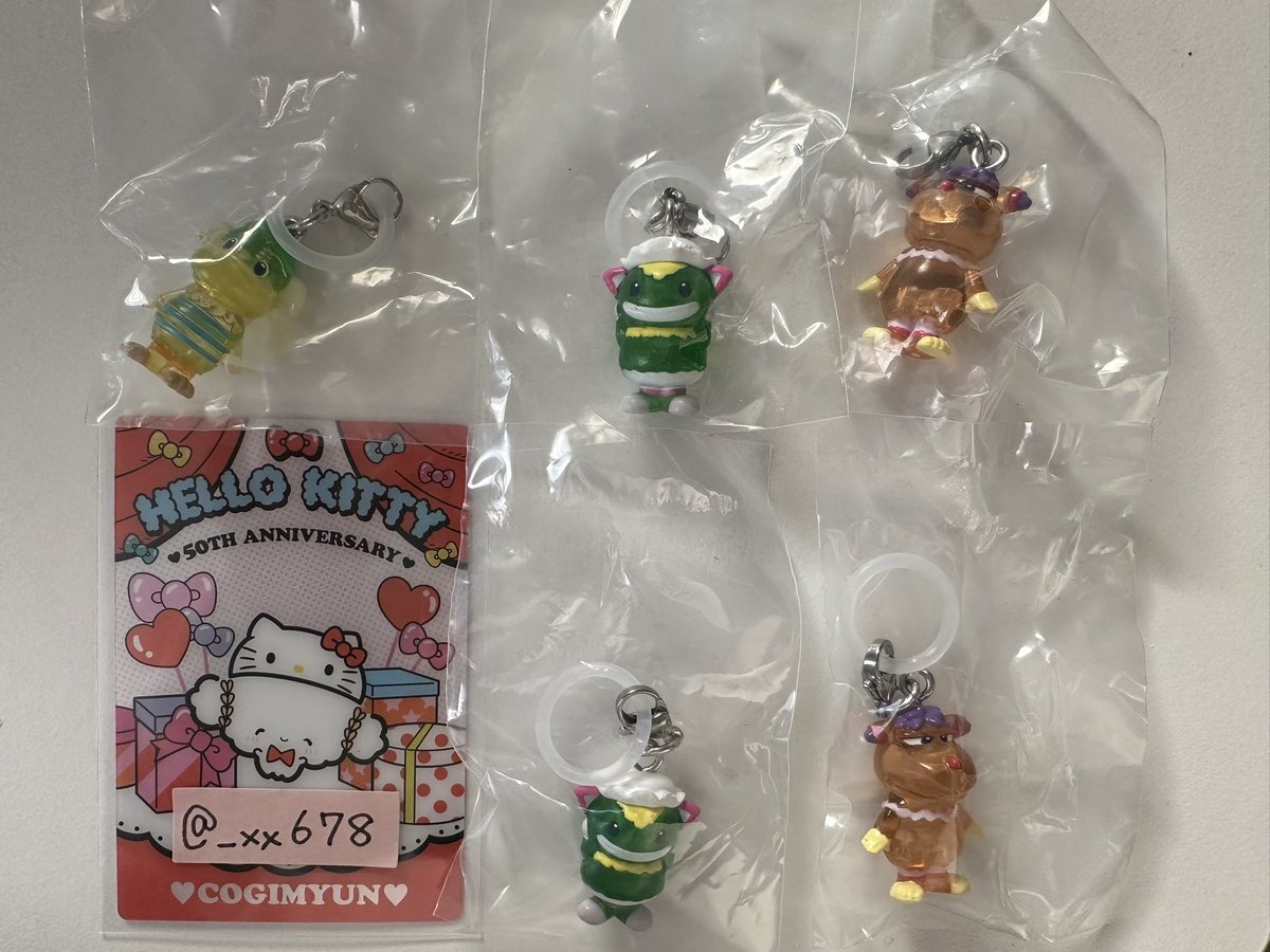 _xx678's tweet photo. 【 交換 】
ぐ〜チョコランタン ぐーチョコランタン
めじるしアクセサリー

譲 ▷ 画像1枚目 
スプー 1 、 ズズ 2、 ジャコビ2
求 ▷ アネム

郵送での交換希望です。
お気軽にお声掛けください。 https://t.co/BJ40wqHlw7