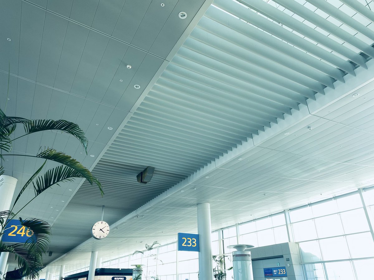 mylastApril_'s tweet photo. 1월 다섯번째 인천공항 https://t.co/I5w0nE0pJU