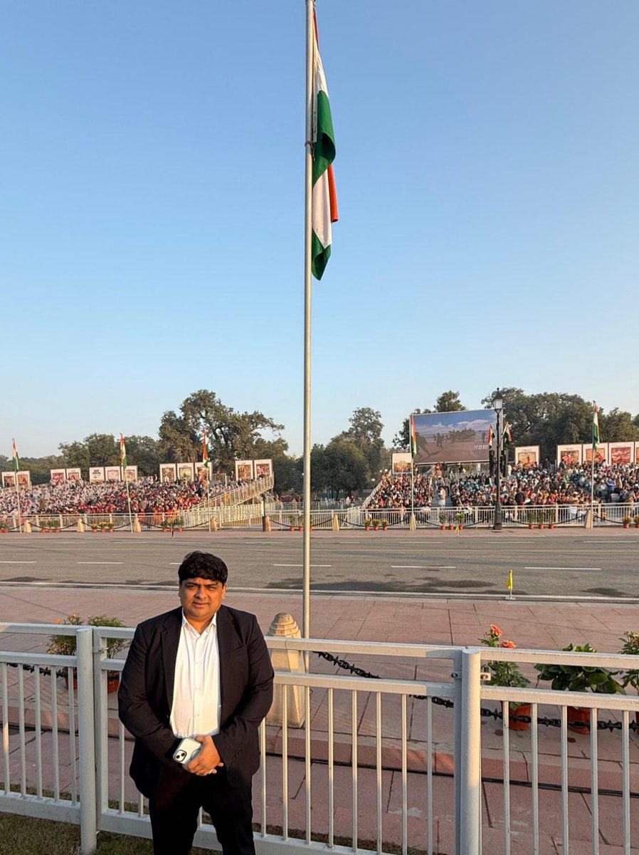 MosChip® tweet media