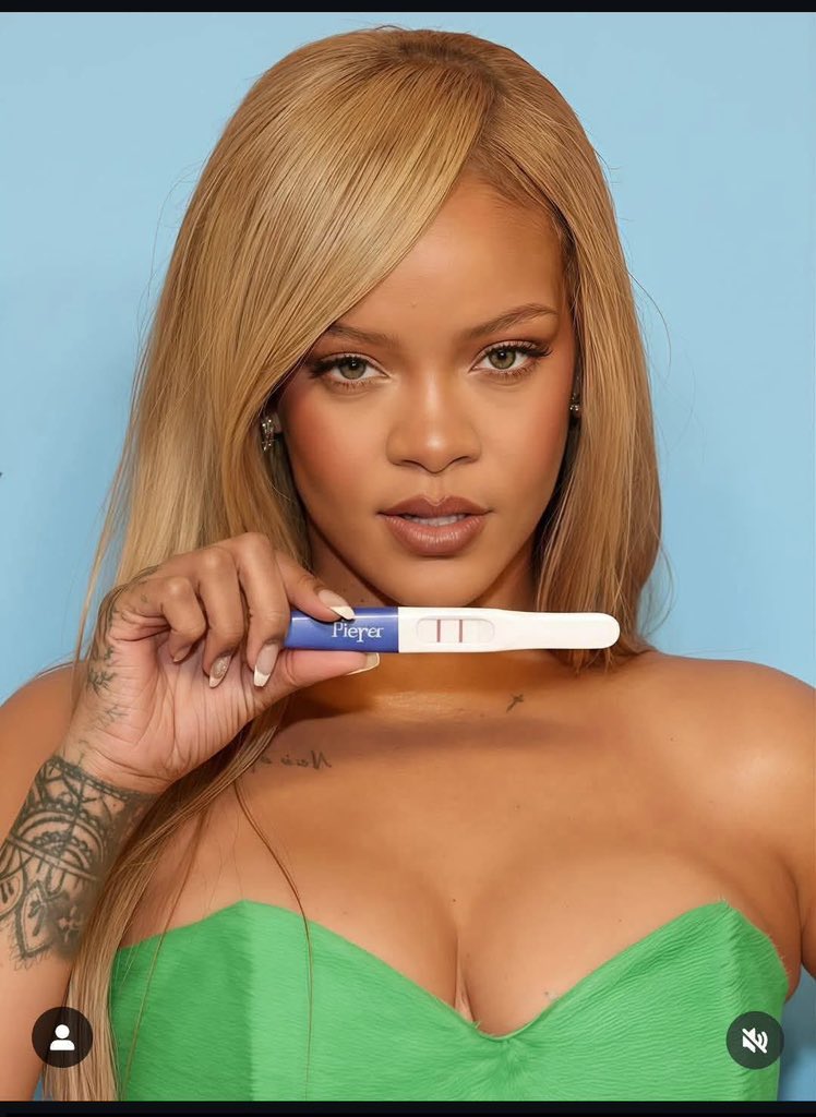 Piicools's tweet image. Rihanna is pregnant again 🫶👏🏽✨