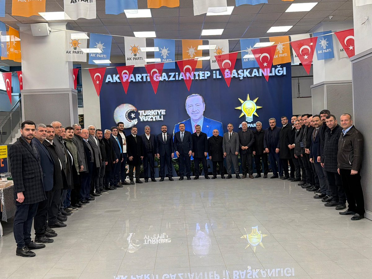 mehmetyilmazmy_'s tweet photo. Kutsal topraklardan dönen AK Parti Gaziantep İl Başkanımız Sn. Fatih M. Fedaioğlu’nu ziyaret ederek Umre ibadetinin hayırlara vesile olmasını diledik.

Rabbim yapılan ibadetleri, edilen duaları dergah-ı izzetinde kabul ve makbul eylesin. 

O mübarek beldelerin feyzini ve bereketini daim kılsın. 

Misafirperverliği için 
Sayın Başkanımıza teşekkür ediyor, hayırlı hizmet yolunda muvaffakiyetler diliyoruz.

@fmfedaioglu