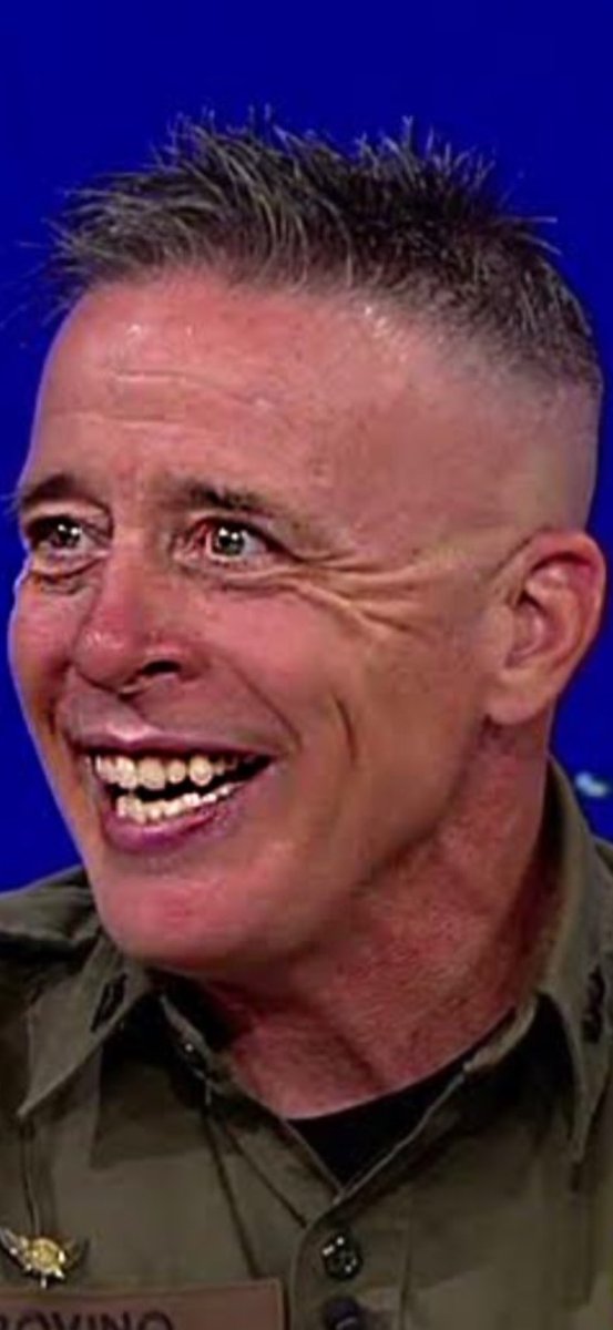 soloenlainter's tweet photo. @EricLDaugh The face of a hero. https://t.co/ONsoobANUm