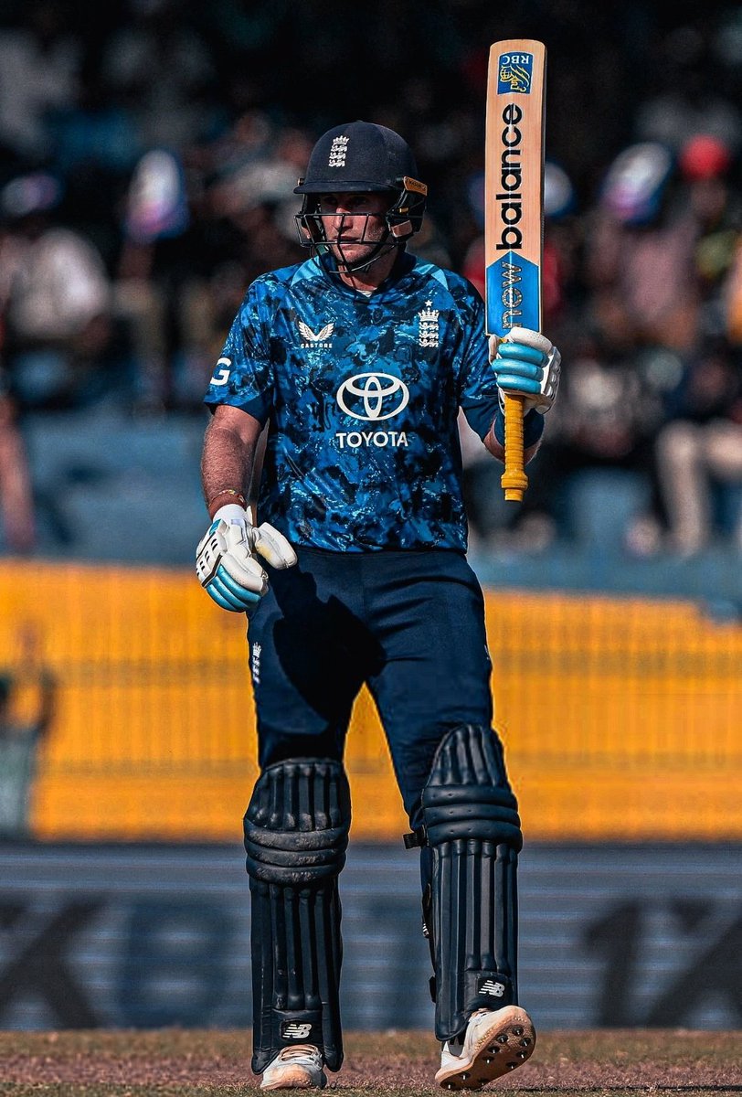 Saabir_Saabu01's tweet photo. ODI Hundred #20
International Hundred #61

The most ODI Hundreds and International Hundreds for England across formats. 🫡

One and only England's greatest ever Joe Root. 🏴󠁧󠁢󠁥󠁮󠁧󠁿🐐

#JoeRoot #SLvENG https://t.co/n2mmU05UdB