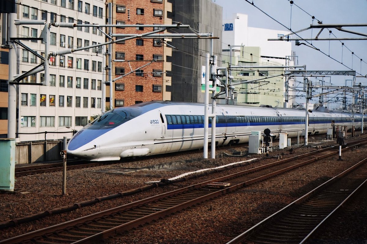 WVEXP's tweet image. TLに流れてきたChatGPTでのフィルム写真補正を少し試してみた
補正前→補正後