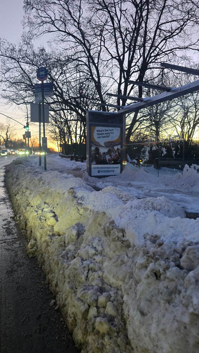 accio_gladys's tweet photo. @NYCTBus how can you expect people to take the bus when there are no clear paths to get on the bus along the bx12 route between white plains road and stillwell avenue??? Not even a wheelchair can fit https://t.co/0sOJ1atczq