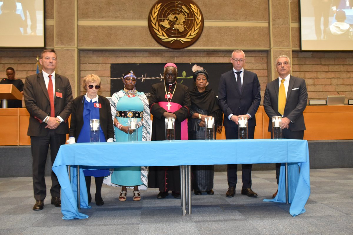 The Director-General of The United Nations Offices at Nairobi, commemorated The International Day in Memory of the Victims of the Holocaust in partnership with;

The Embassy of Israel &amp; a survivor, 
🇰🇪Gov't, Diplomatic corps, 
Religious Clergy, UN Staff, Civil Society &amp; students