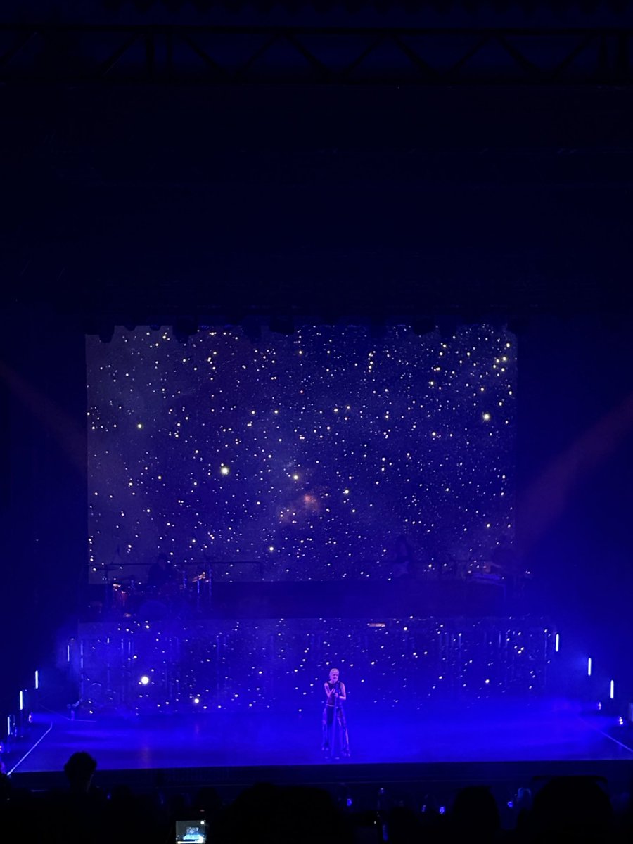 clairlys's tweet image. &amp;lt;3