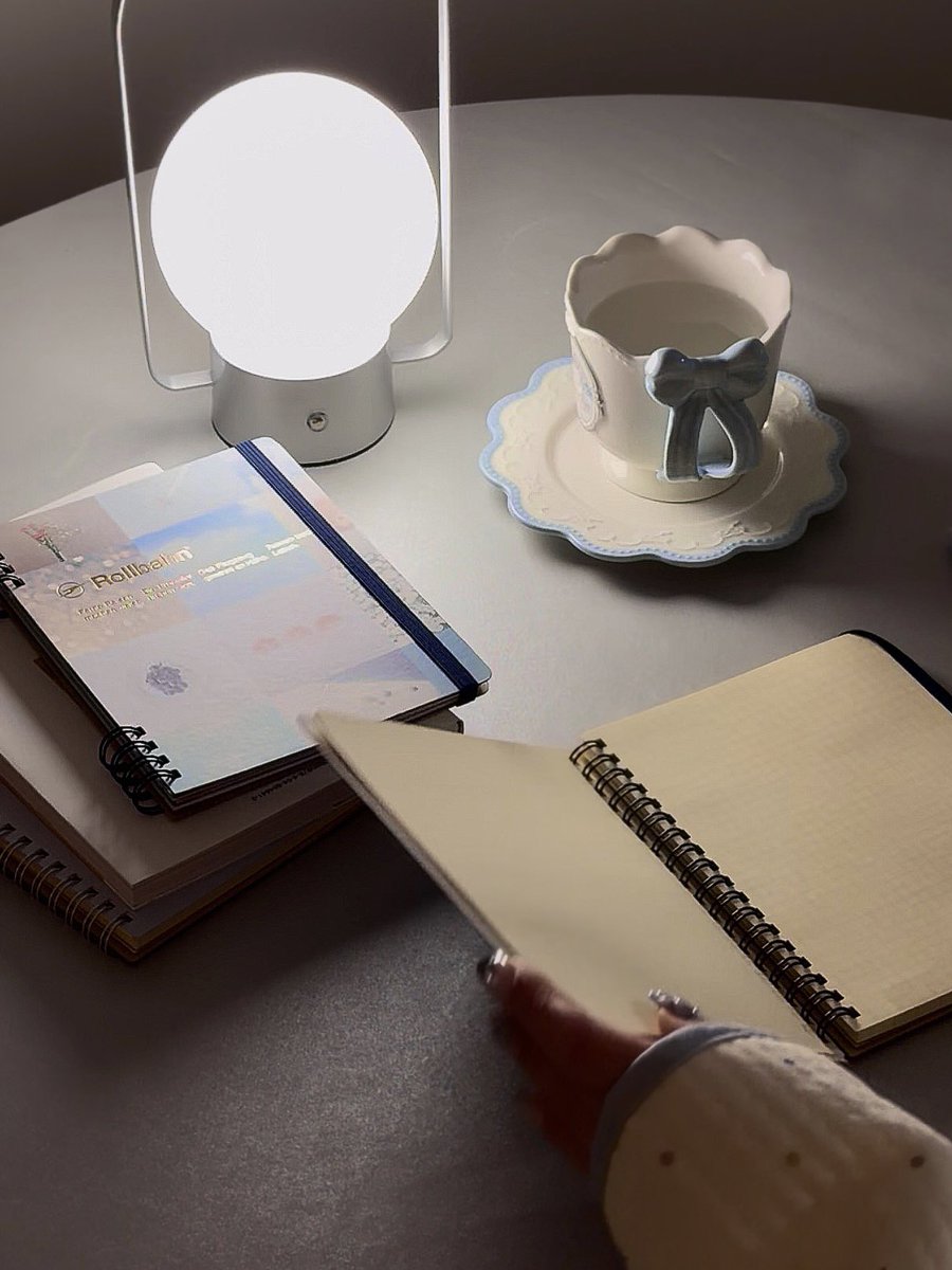 YUNEさん専用ページ 本日🌅  当日券 若干数販売 // 塩入冬湖 弾き語りワンマンライブ