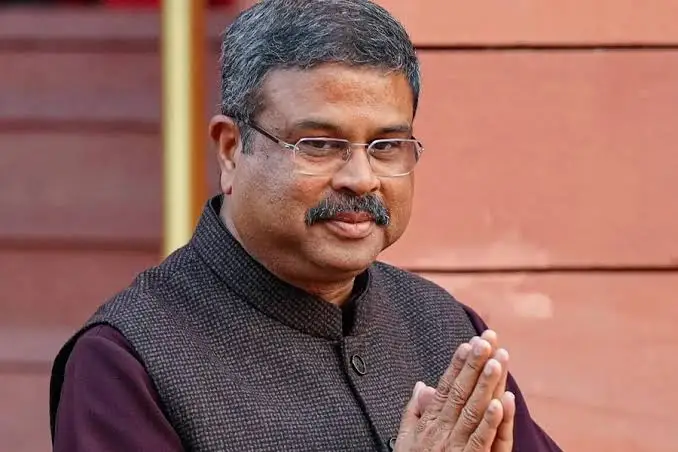 Tushar_KN's tweet photo. Worst Education Minister after Maulana Abul Kalam Azad