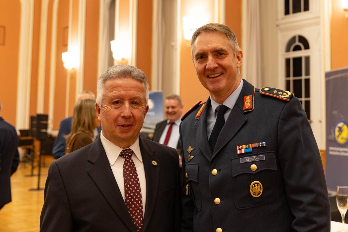 IDLw e.V. tweet media