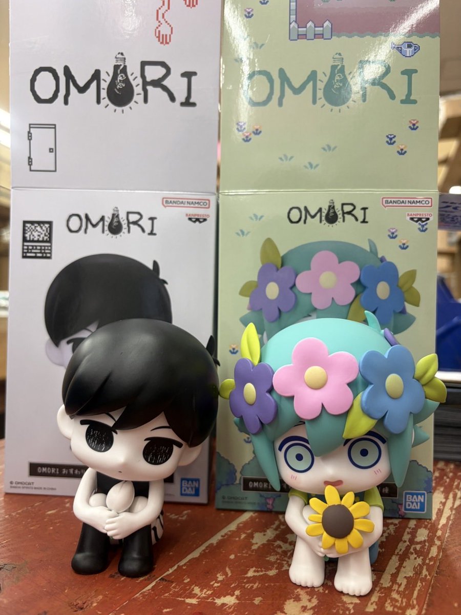 OMORI おすわりフィギュア-オモリ-』 『OMORIおすわりフィギュア