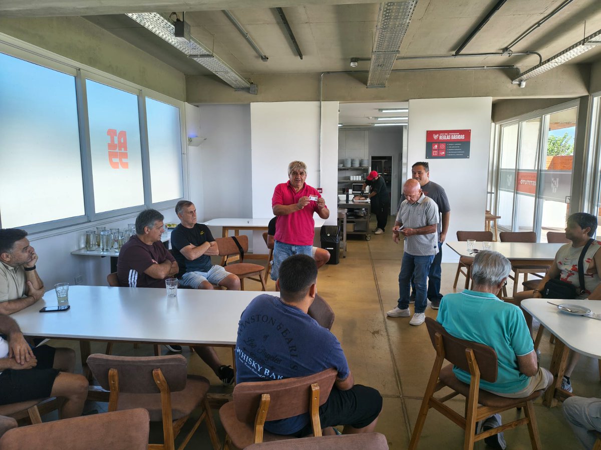 #Instituto tal cual es una decision de esta CD que preside Juan Manuel Cavagliatto, continuamos homenajeando a nuestros ex jugadores, a nuestra historia.