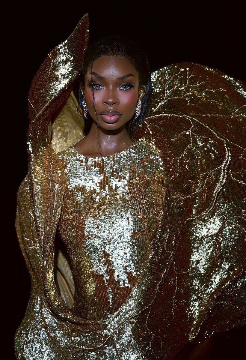 RedMedia_us's tweet image. Olandria's Haters be like "What's her talent? What is she successful for?, why's she everywhere? her beauty is over-hyped, she's just a face card, she is this, she is that...."

Everything about these statements reeks of racism, sexism, and misogyny. They simply cannot understand…