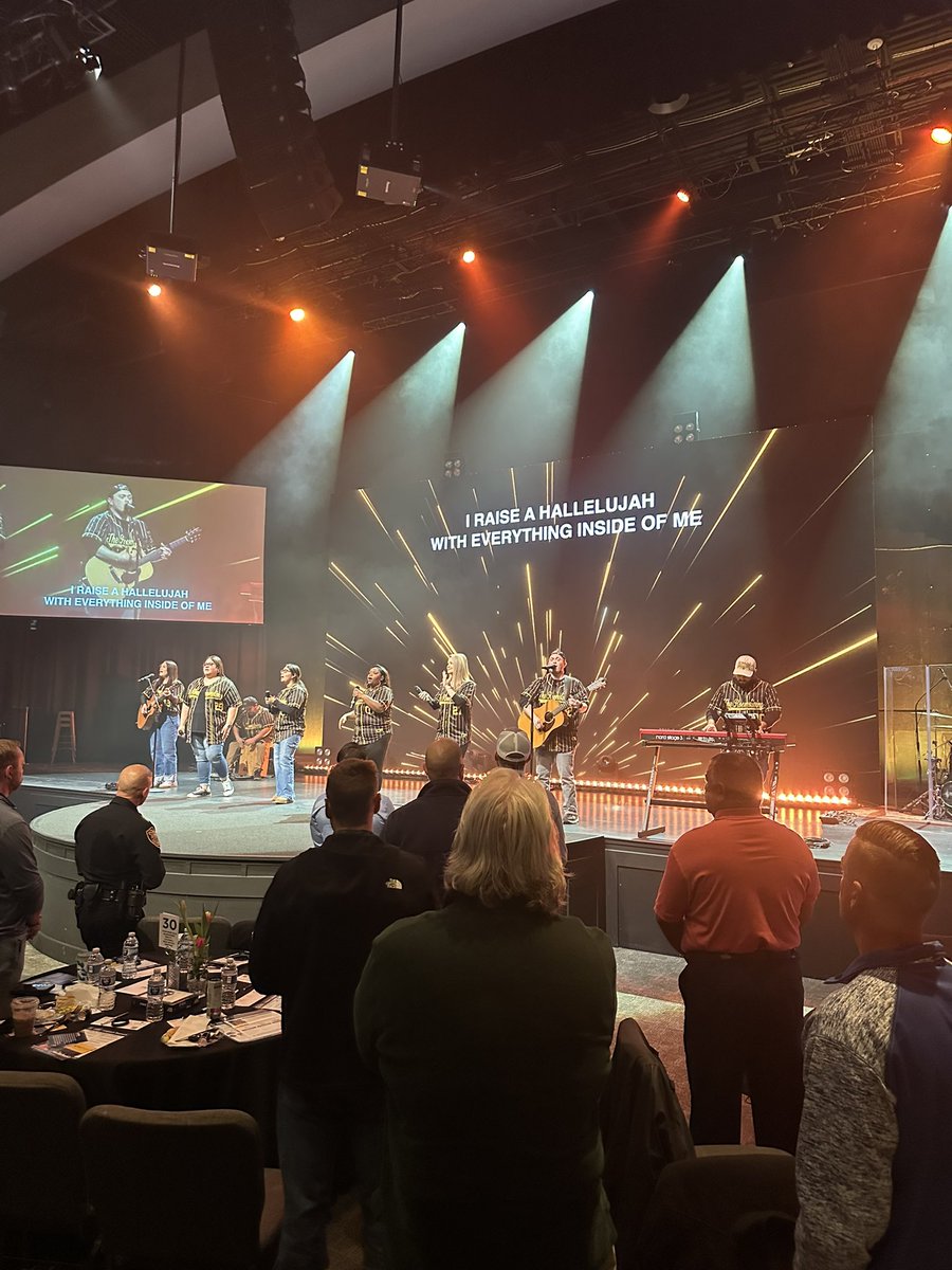 coachrwalker11's tweet photo. Marion County FCA Breakfast! #fca https://t.co/YGgdwGdhQS