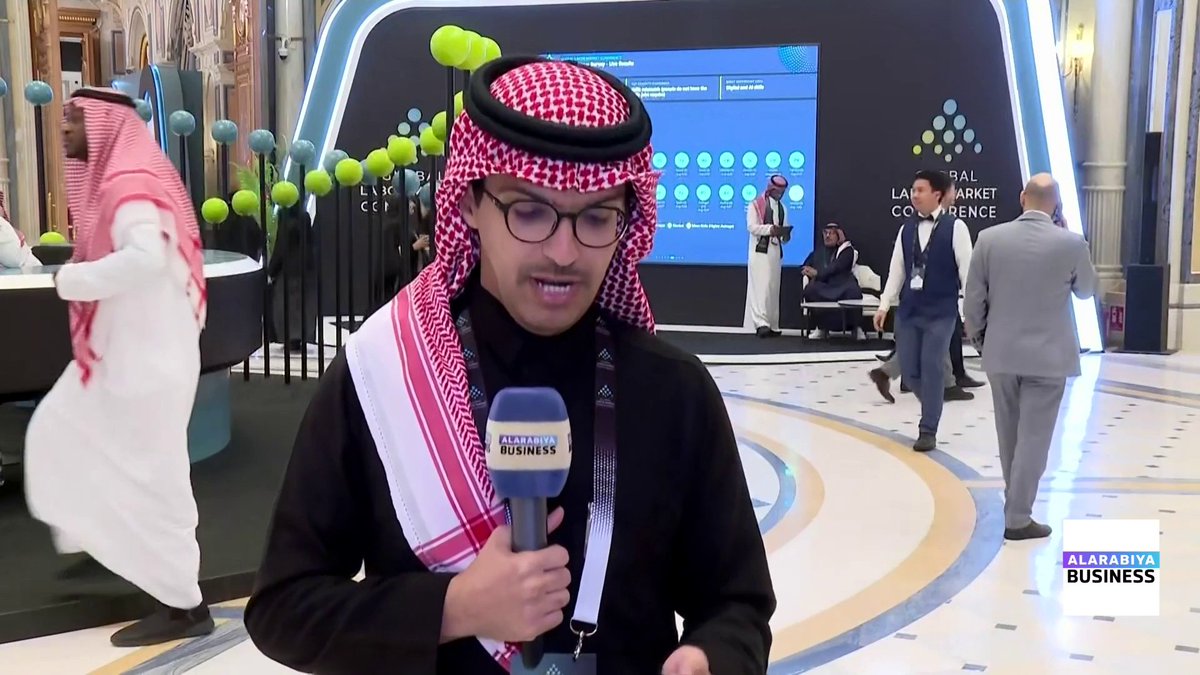 أعمال المؤتمر الدولي لسوق العمل مستمرة لليوم الثاني في الرياض... ما هي أبرز الجلسات لليوم؟ وماهي المواضيع التي استحوذت على نقاشات المشاركين؟. التفاصيل مع مراسل العربية علي الشريف جرس الإغلاق _Business 