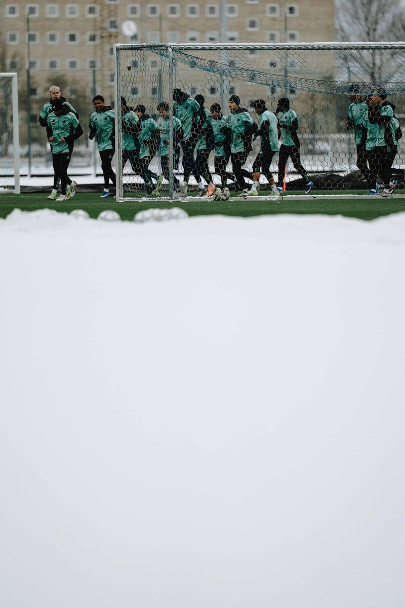 FCKobenhavn's tweet photo. Building for Barca ⏳ | #FCBFCK
🧵⤵️
#fcklive https://t.co/V66ISPEAEu