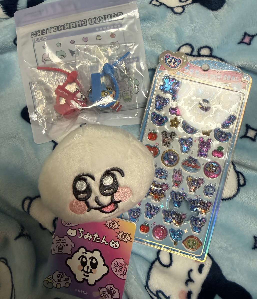 かい君@daaaaaasuki_ から沢山のお譲り頂いた😭😭優しすぎるよ