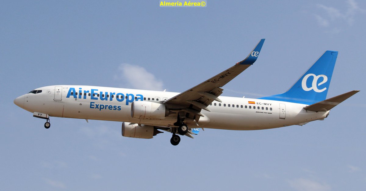 Desde #Almería  necesitamos más CONECTIVIDAD AÉREA con #Madrid🛬🛫por los problemas ferroviarios🚉
RT!!! Si estás de acuerdo.
La aerolínea <a href="/AirEuropa/">Air Europa</a> es una de las opciones.
<a href="/CamaraAlmeria/">Cámara de Comercio de Almería</a>
<a href="/ASHALAlmeria/">ASHAL</a>
<a href="/asempal/">ASEMPAL</a> 
NOTICIA: 48 vuelos semanales más en la ruta de Málaga-Madrid.