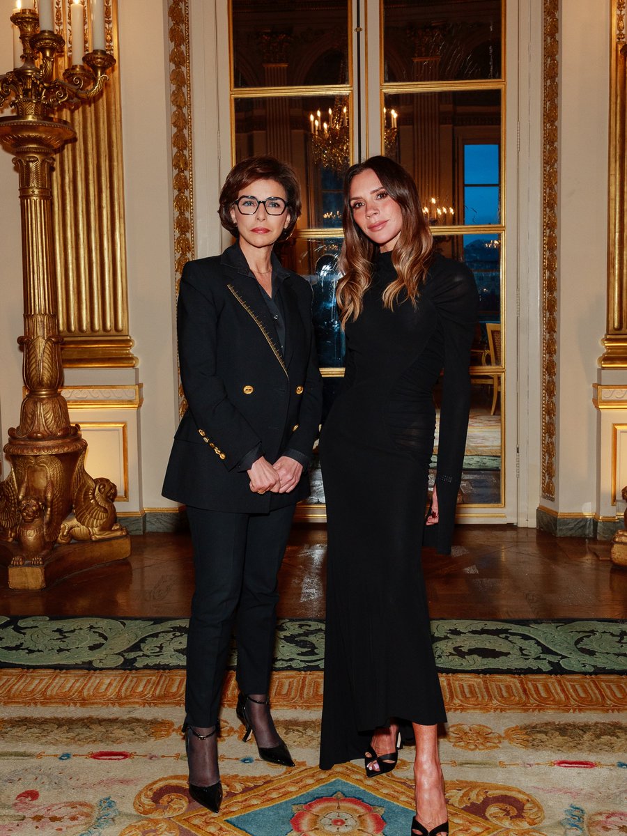 victoriabeckham's tweet image. I’m so honoured to be named a Chevalière de l’Ordre des Arts et des Lettres by the French Ministry of Culture. I have always deeply admired the French aesthetic and the seriousness with which it treats fashion: as a form of art. So to be recognised here and embraced in this way,…