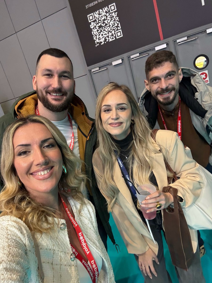 POPIPLAY tweet media