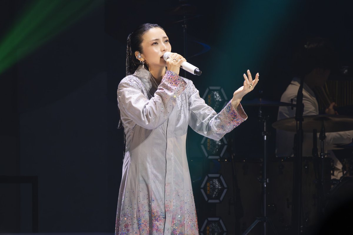 柴咲コウ 全国ツアー 𝐊𝐎 𝐒𝐇𝐈𝐁𝐀𝐒𝐀𝐊𝐈 𝐋𝐈𝐕𝐄 𝐓𝐎𝐔𝐑