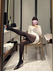 rcmcoes's tweet photo. 现在是下午16:28分（限8小时）  给这条动态  点赞评论  98   全部Luo 照回复！！不回复是小🐶📷 📷 🐶 https://t.co/4naTcQdkMa