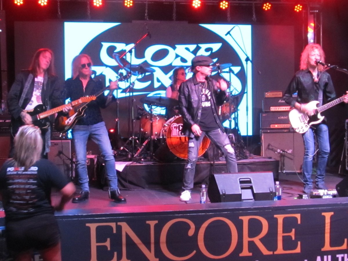 SaveRockNow's tweet photo. https://t.co/nuD3BpXxIa  Here's my review of the Close Enemies show in Sarasota on Sunday night! https://t.co/0mGDtDqmIo