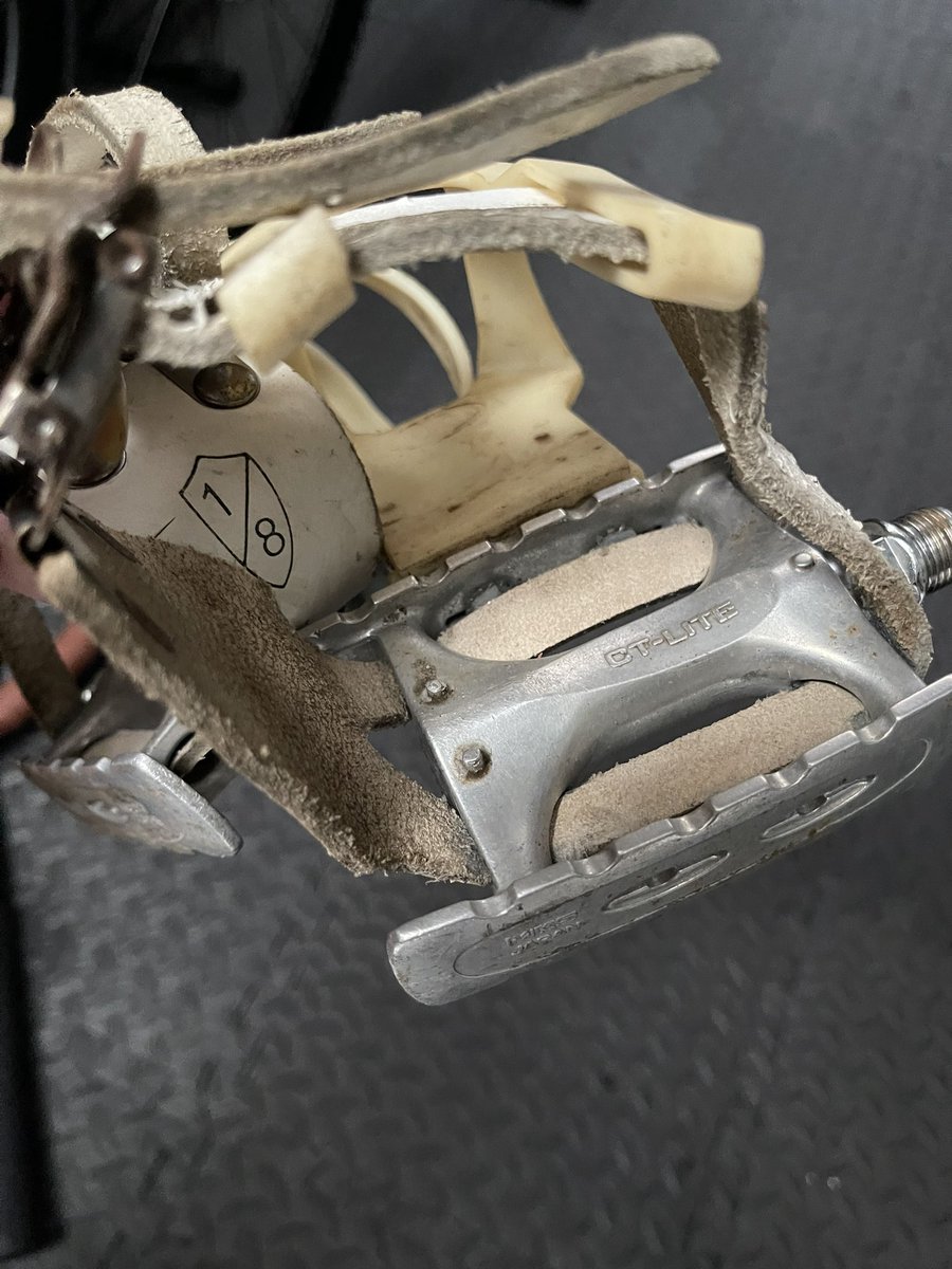 pepejet_'s tweet photo. Wts Pedal MKS CT-Lite + Eightinch double strap + unbrand toeclip doublegate (used) 850k
#fnfjb bogor kota

https://t.co/wQiMudAlVd https://t.co/iGriURs0qH