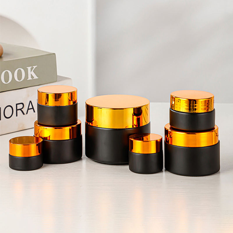 sunnature2003's tweet photo. Frosted black glass cream jar with premium finish
✔ Capacities: 5g–60g
✔ Lid options: gold / wood grain / black
✔ Ideal for face cream, eye cream &amp; balm
✔ Custom logo &amp; bulk orders supported

Looking for high-end skincare packaging?
📩 DM us to discuss your project.

#SNPACKS https://t.co/GG0DWj3Zmm