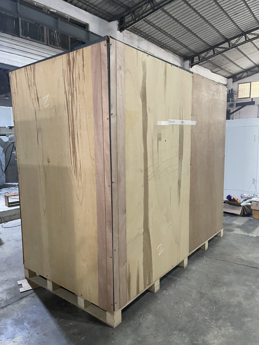 MeixinCrystal's tweet image. Considerate Packaging for Maximum Protection

Each machine is carefully cleaned, wrapped with protective plastic film, secured with welded iron frames, and finally enclosed in a reinforced wooden crate. 

#MachinePackaging #IndustrialPackaging #QualityControl #MeixinMachinery