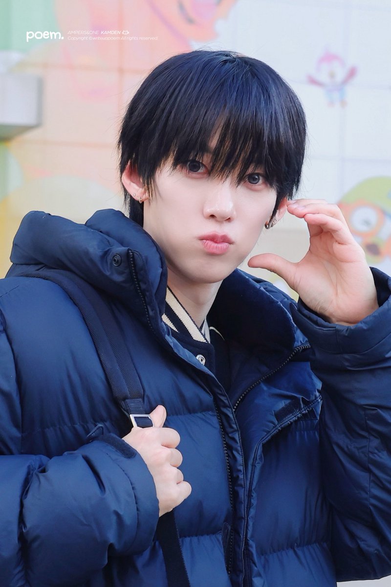 writeuapoem's tweet image. 260127 아돌한퇴근

#나캠든 #KAMDEN #앰퍼샌드원
#나두빈 #カムデン #AMPERSANDONE