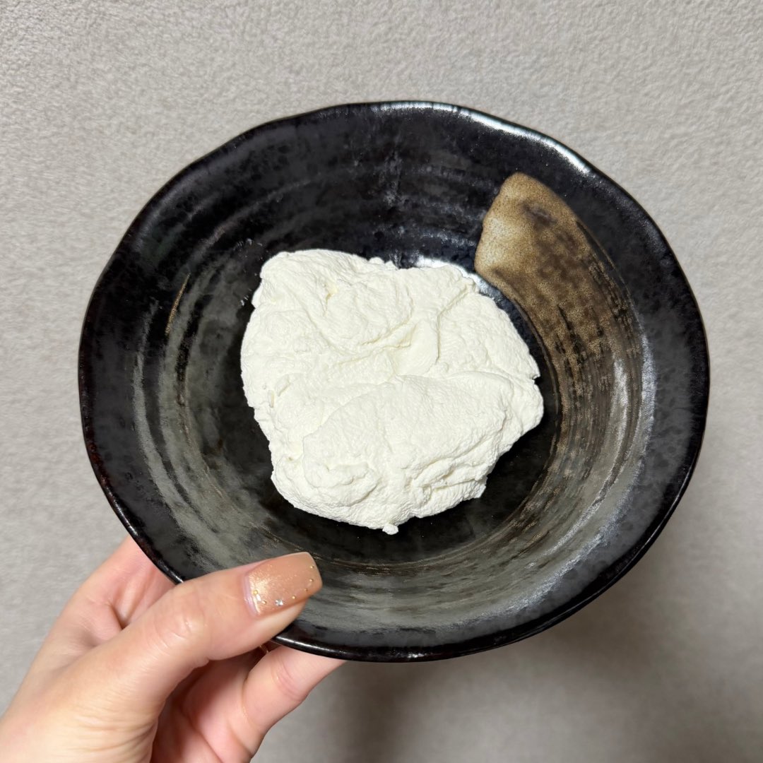 una_petitprice's tweet photo. 100円台で「ほぼクリームチーズ」作る方法をツリーで紹介します‼️ https://t.co/ipNNLiheN7