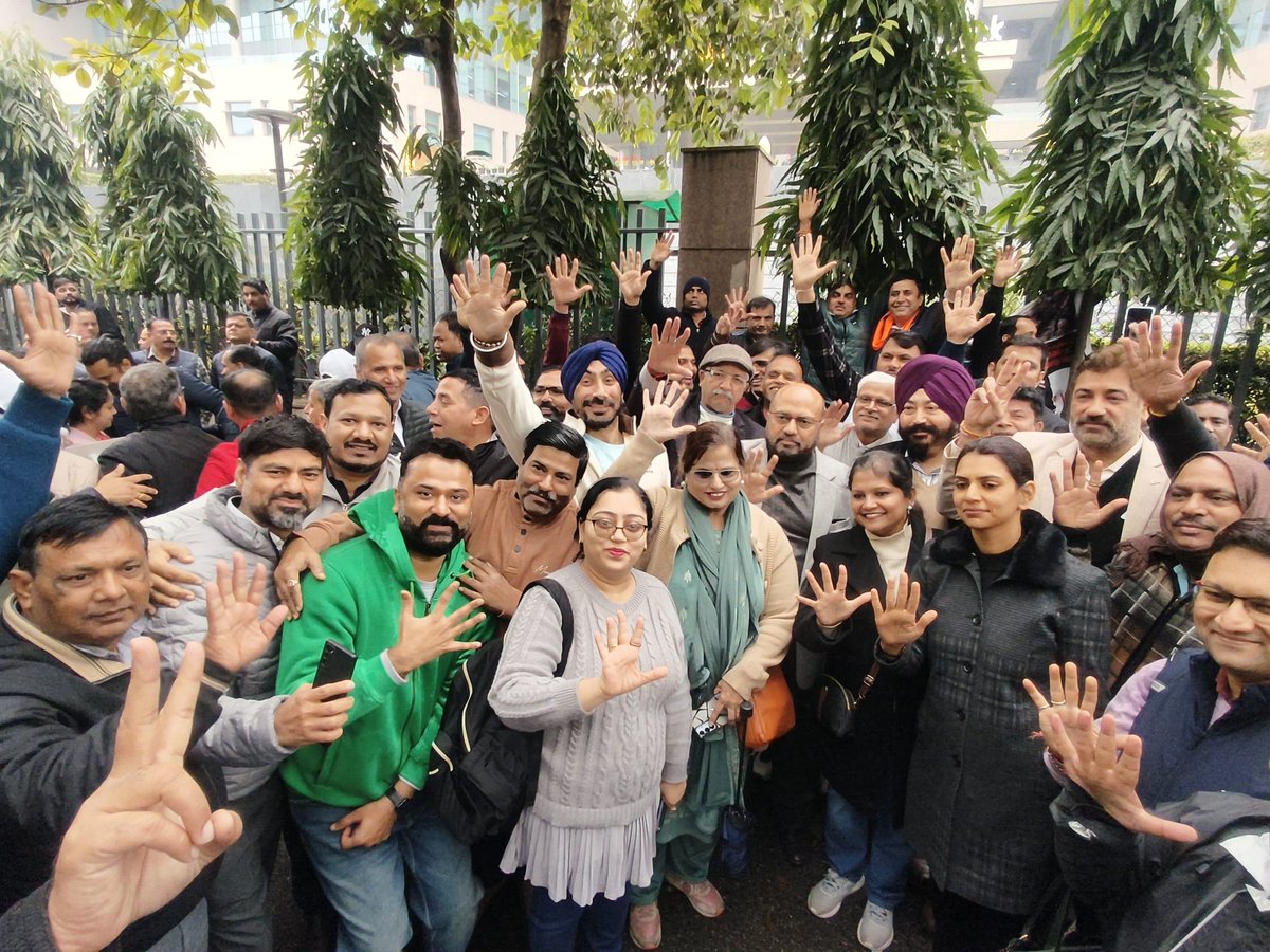 Hellobanker_in's tweet photo. Bank Strike at New Delhi on 27 January 2026 demanding implementation of 5 Day Banking. https://t.co/AddRGpjK0E
